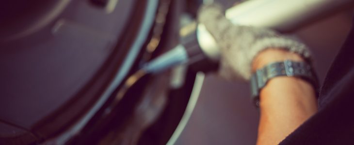 Quick And Affordable Auto Glass Repair Services – Get Back On The Road!