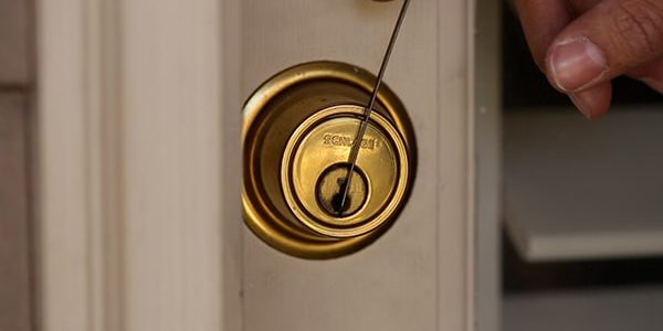 How To Pick A Lock: Step-By-Step Tutorial